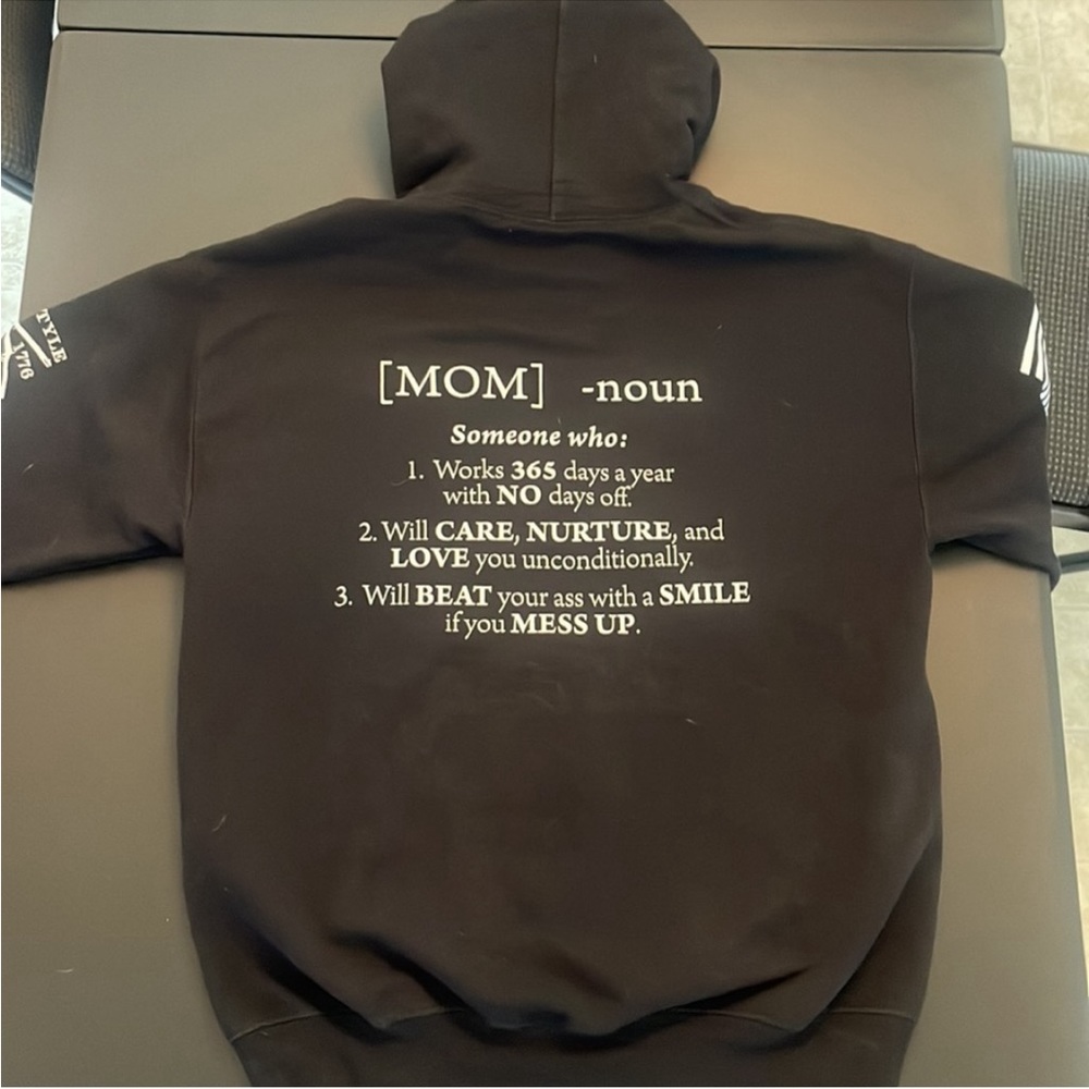 🇺🇸 👚 Grunt Style “MOM” hoodie sweatshirt M 🇺🇸 - Picture 6 of 6